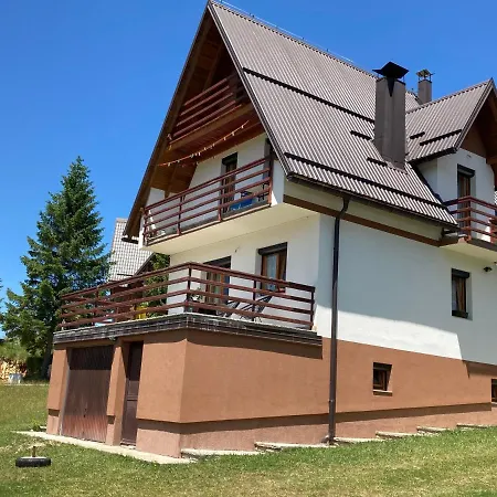 Vikendica Ana Сasa de vacaciones
